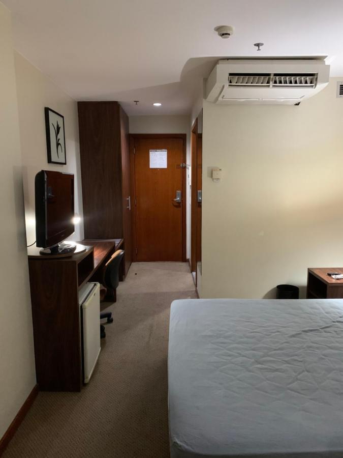 Flat Em Hotel Padrao Com Valor Acessivel Тагуатинга Экстерьер фото