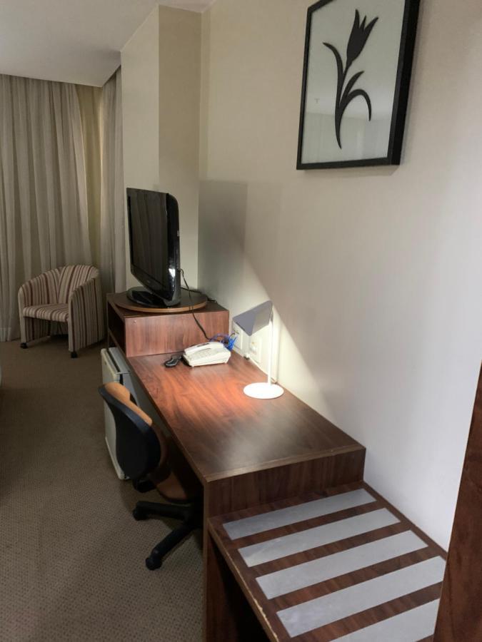 Flat Em Hotel Padrao Com Valor Acessivel Тагуатинга Экстерьер фото